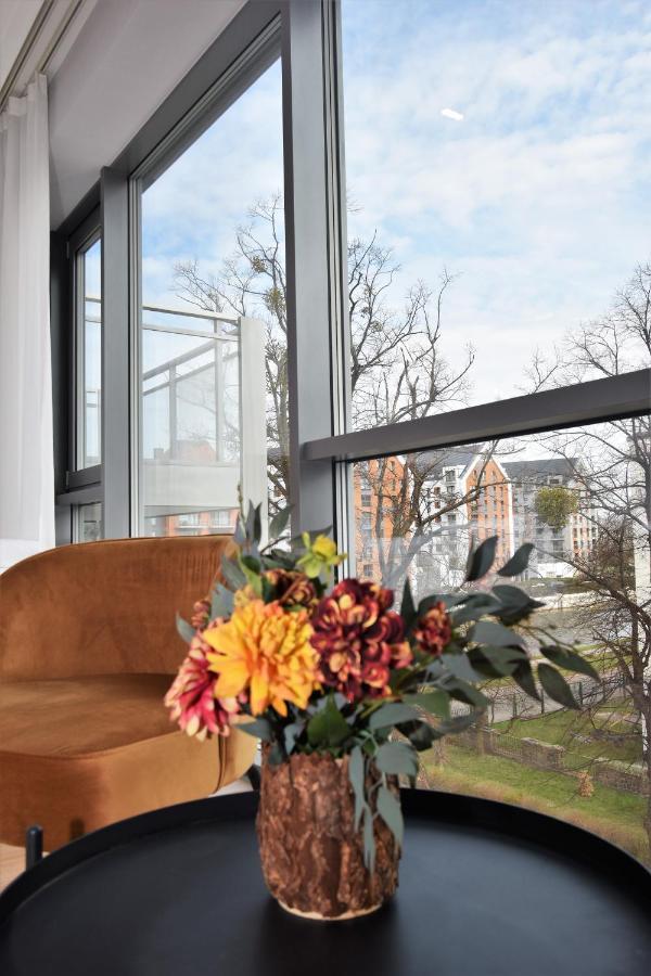 Patio Riverfront Aparthotel Gdansk Exterior photo