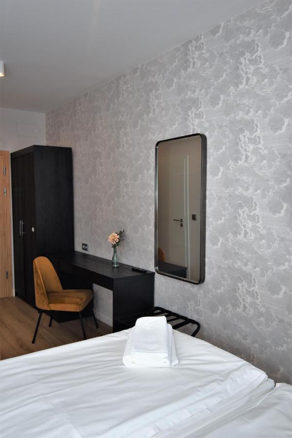 Patio Riverfront Aparthotel Gdansk Exterior photo