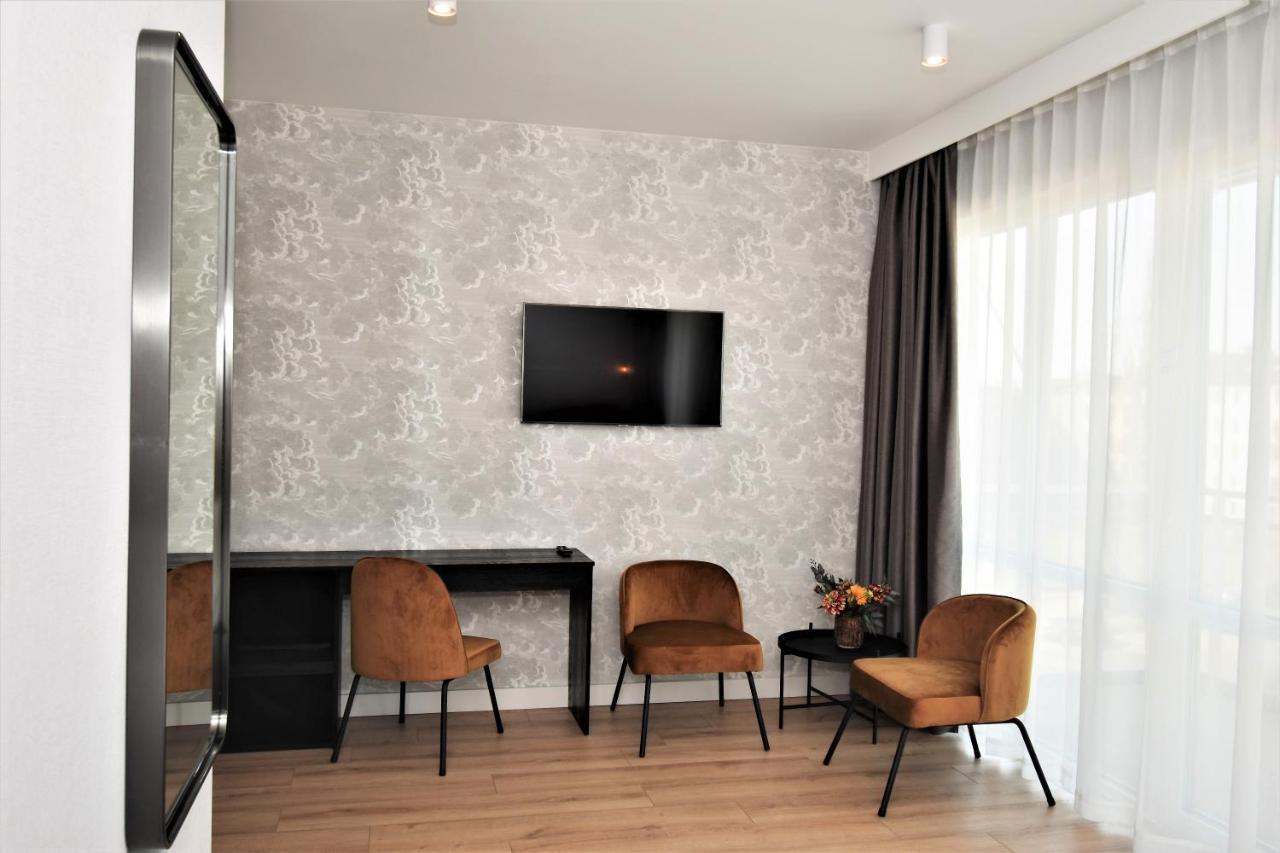 Patio Riverfront Aparthotel Gdansk Exterior photo