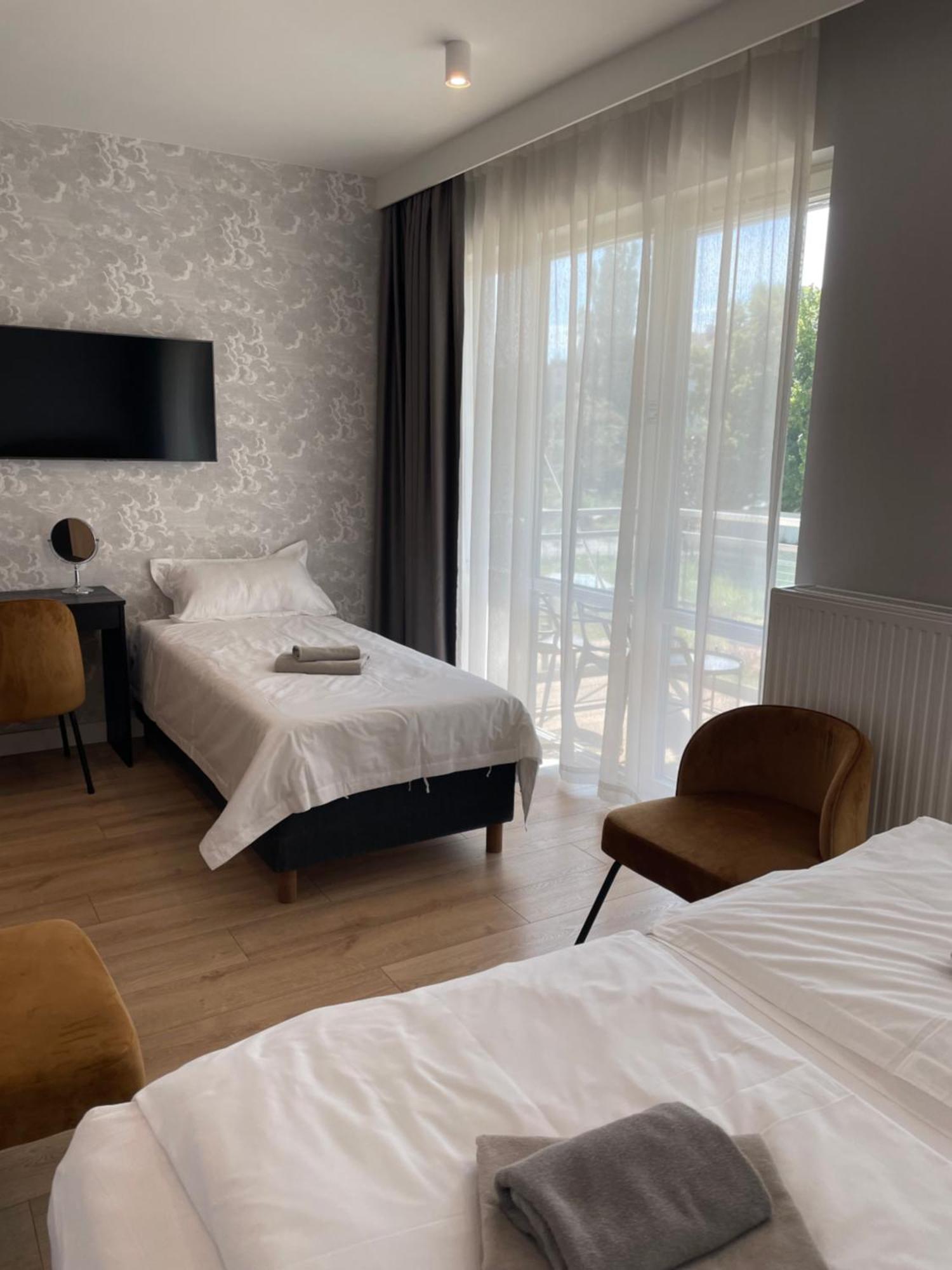 Patio Riverfront Aparthotel Gdansk Exterior photo